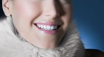 贴牙齿瓷贴面能用多久_牙齿瓷贴面材料有哪几种类型