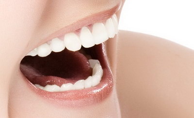 种植牙手术后牙龈会肿痛几天(种植牙手术后牙龈发白)