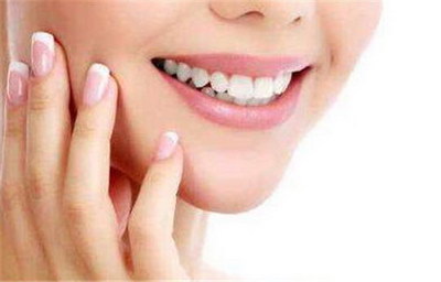 十几年黄牙可以变白么_先天性的黄牙能变白吗