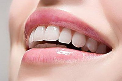 拔牙碰到牙神经导致嘴麻_拔牙碰到牙神经线会怎样