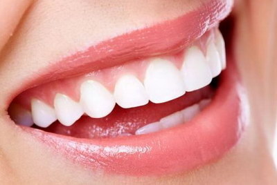 戴上牙冠后感觉牙齿高出来_牙齿戴上牙冠后要多长时间才能适应