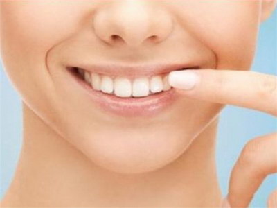 儿童无痛拔牙打麻药的方法_儿童牙齿矫正拔牙后遗症