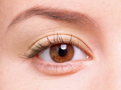双眼皮修复手术多久能恢复自然(做双眼皮修复手术要恢复多久)