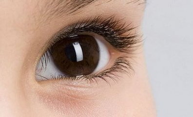 填充眼部凹陷脂肪能维持多久_小孩眼睛有黑眼圈眼部凹陷是什么原因