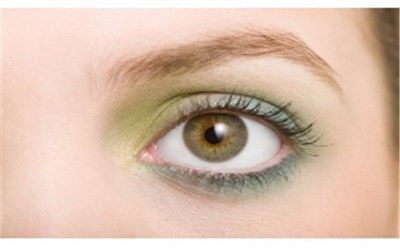 去眼角的皱纹打什么针_去眼角皱纹需要哪些药物