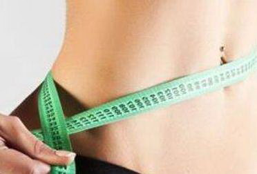 减肥一天吃多少蛋白质_可以站着做的减肥动作