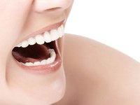 带牙套的时候牙龈发白_带牙套的时候牙龈疼