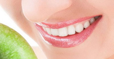 牙齿不齐是怎么造成的_父母牙齿不齐会遗传吗