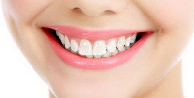 用什么牙膏可以让牙齿变白(用什么牙膏最好可以保护牙齿)