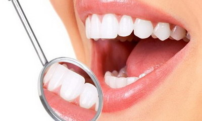 拔牙矫正牙齿的对比_拔牙矫正牙齿多久才能长在一起