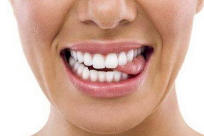 治牙齿消炎的药物_智齿拔除后会导致牙齿松动吗