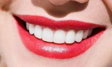 补牙和上牙套的区别_补牙和原来牙齿的颜色不一样