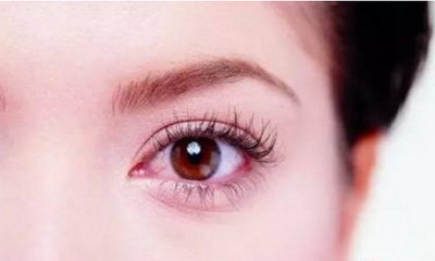 眼睛多层眼皮是什么原因