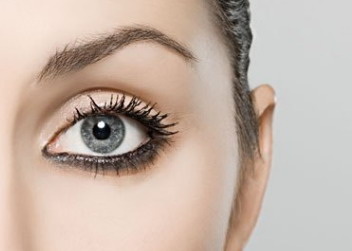 双眼皮阿尔法和传统有什么区别_双眼皮按摩精油有用吗