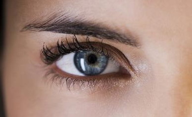 用双眼皮胶过敏了怎么办_双眼皮胶水可以永久使用吗